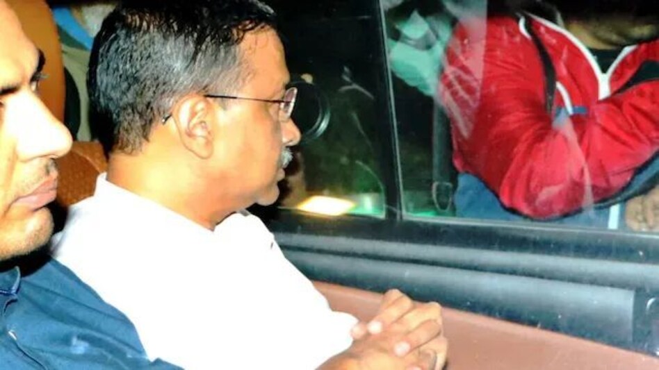दिल्ली के सीएम अरविंद केजरीवाल को 23 अप्रैल तक जेल भेजा गया, सुप्रीम कोर्ट से नहीं मिली राहत दिल्ली के सीएम अरविंद केजरीवाल को 23 अप्रैल तक जेल भेजा गया, सुप्रीम कोर्ट से नहीं मिली राहत