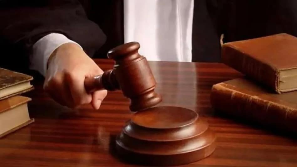 जघन्य, पैशाचिक और बर्बर हत्याकांड, दिल्ली पुलिस के एक कांस्टेबल की हत्या में 11 साल बाद फैसला, कत्ल के जुर्म में चार लोगों को उम्रकैद जघन्य, पैशाचिक और बर्बर हत्याकांड, दिल्ली पुलिस के एक कांस्टेबल की हत्या में 11 साल बाद फैसला, कत्ल...