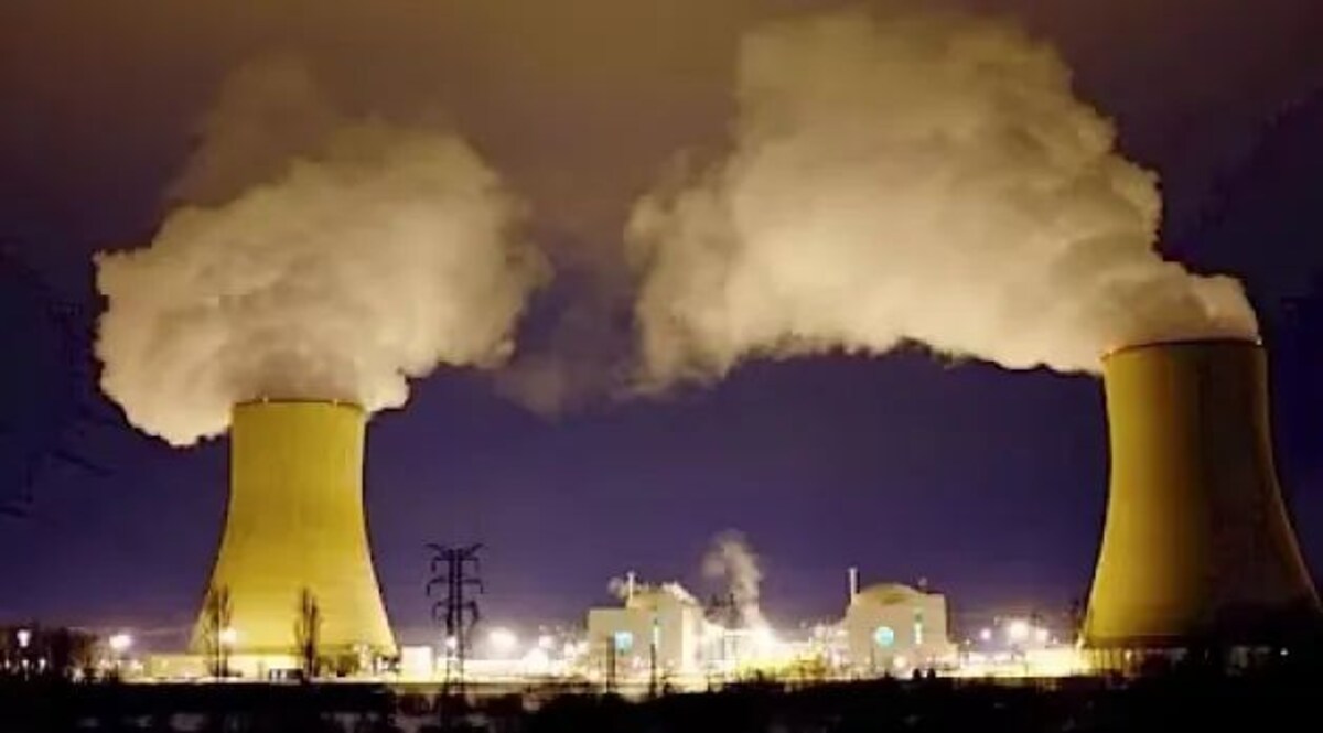 Iran Israel War: इजराइल ने मिसाइलें दागी, भारत में बाजार धड़ाम ईरान के न्यूक्लियर प्लांट पर इजरायल की नजर