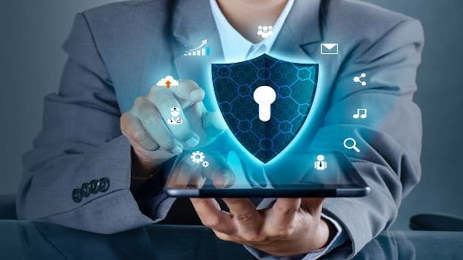 आसान शब्दों में समझें कैसे पेगसास काम करता है, सॉफ्टवेयर का RATE आधुनिक जमाने की फाइटर प्लेन की क़ीमत से भी ज़्यादा. आसान शब्दों में समझें कैसे पेगसास काम करता है, सॉफ्टवेयर का RATE आधुनिक जमाने की फाइटर प्लेन की क़ी...