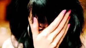 खूबसूरत वर्जिन लड़कियों की सेल! CrimeTak