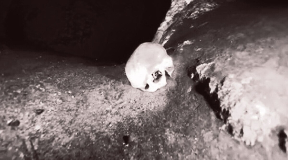 एक गुफा जहां लोग जाते तो हैं मगर लौटते नहीं! CrimeTak