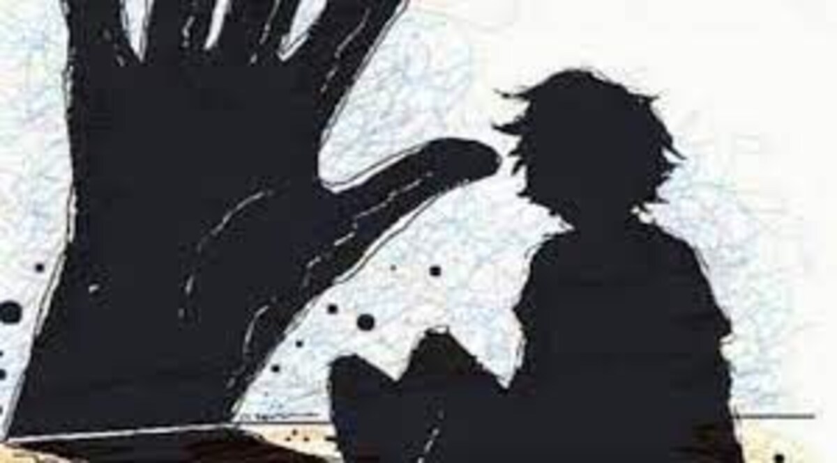 ऑनर किलिंग : प्रेमी से शादी की जिद पर अड़ी बेटी तो पिता ने गोली मार की हत्या CrimeTak