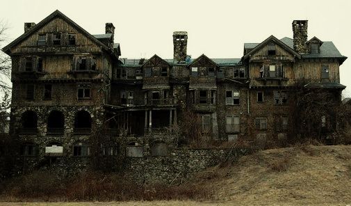 हैदराबाद का वो कॉलेज, जहां भूत पढ़ते हैं साइंस! CrimeTak