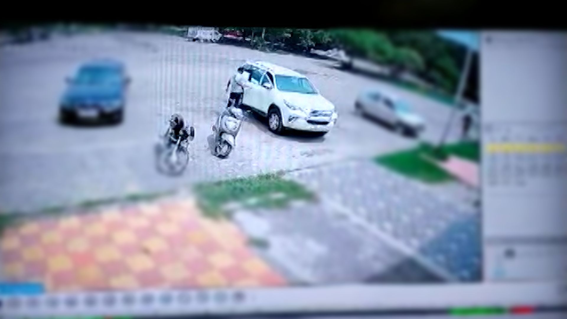 देखिए मोहाली में हुए मर्डर की LIVE तस्वीरें, 9 गोलियां लगने के बाद भी ज़िंदा था वो... CrimeTak