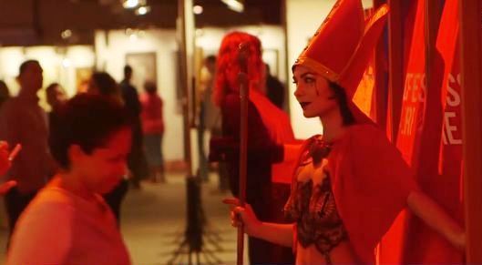 आखिर क्यों NUDE होकर ही इस शो में शामिल होते हैं लोग?