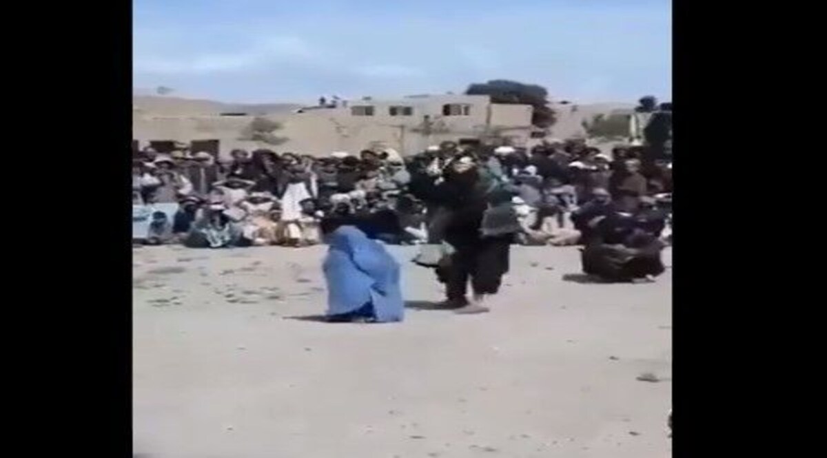 इन 4 वीडियो को देख महसूस करेंगे कि आख़िर तालिबानी आतंक किस चिड़िया का नाम है CrimeTak