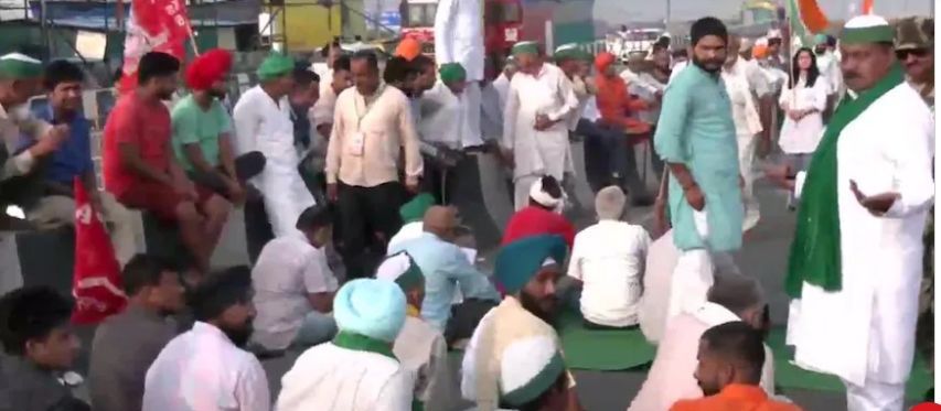 किसान संगठनों का भारत बंद,
दिल्ली-यूपी में अलर्ट पर पुलिस,
कृषि कानूनों का विरोध जारी किसान संगठनों का भारत बंद,दिल्ली-यूपी में अलर्ट पर पुलिस,कृषि कानूनों का विरोध जारी