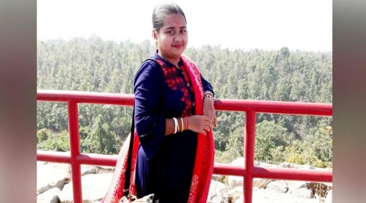 फेसबुक चैटिंग बनी हत्या की वजह !
पति को था पत्नी के चरित्र पर शक CrimeTak