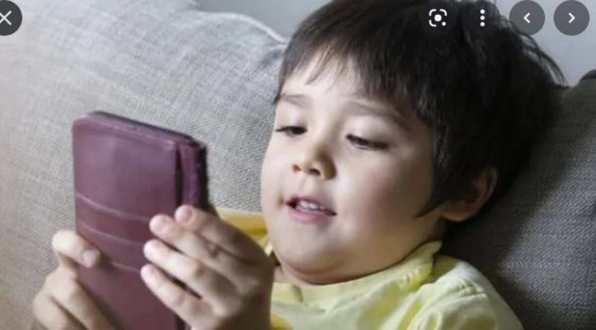 बच्चे मोबाइल क्यों नहीं छोड़ते ?
गेम खेलने के दौरान बच्चा हुआ उत्तेजित, किया हमला CrimeTak