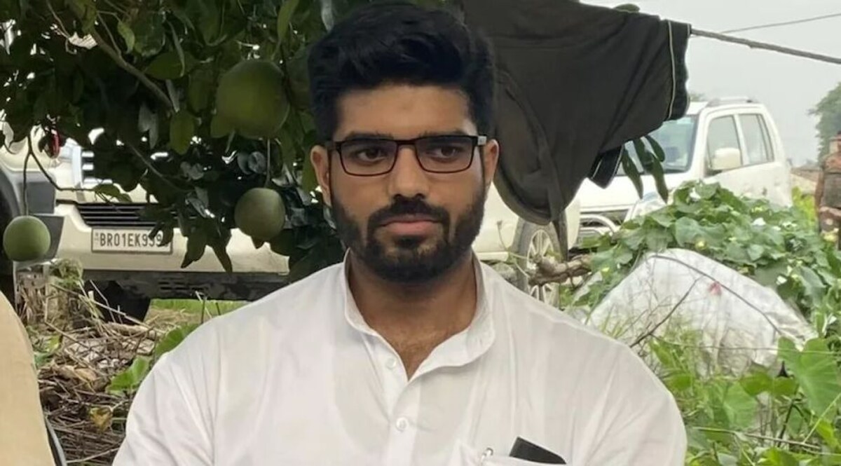 लोजपा सांसद प्रिंस राज पासवान के खिलाफ एफआईआर
रेप मामले में कोर्ट के आदेश के बाद हुआ एक्शन
पीड़िता द्वारा तीन महीने पहले की गई थी शिकायत CrimeTak