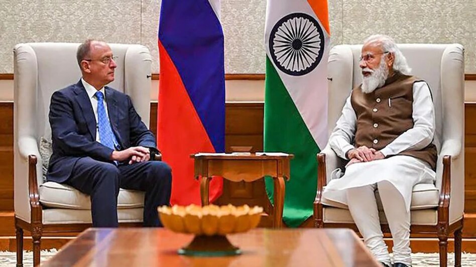 रूसी एनएसए ने पीएम मोदी से की थी मुलाकात
अफगानिस्तान के मसले पर भारत-रूस में बातचीत रूसी एनएसए ने पीएम मोदी से की थी मुलाकात अफगानिस्तान के मसले पर भारत-रूस में बातचीत