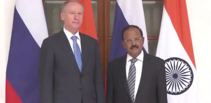 NSA अजित डोभाल की रूसी NSA के साथ अहम बैठक,
अफगानिस्तान के मसले पर चर्चा हुई NSA अजित डोभाल की रूसी NSA के साथ अहम बैठक, अफगानिस्तान के मसले पर चर्चा हुई