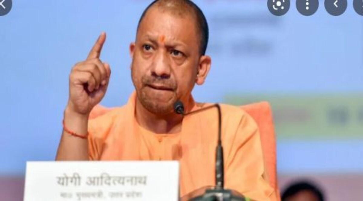 योगी जी कुछ करो !
ग्रेटर नोएडा में ये क्या हो रहा है ! CrimeTak