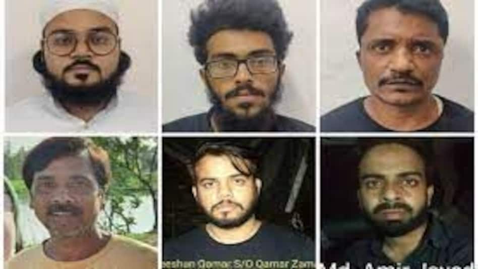 MBA कर चुका जीशान दुबई में रहा चुका है अकाउंटेंट, फिर खजूर का बिजनेस, पढ़ें 3 आतंकियों की कहानी MBA कर चुका जीशान दुबई में रहा चुका है अकाउंटेंट, फिर खजूर का बिजनेस, पढ़ें 3 आतंकियों की कहानी