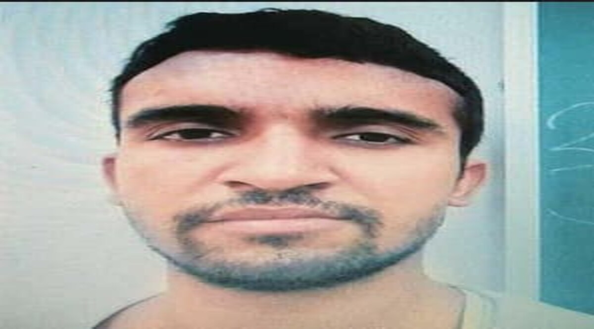 दिल्ली की रोहिणी कोर्ट में गैंगवॉर, वकील की ड्रेस में आए टिल्लू गैंग के बदमाश, 6 लाख का इनामी गैंगस्टर जितेंद्र गोगी समेत 3 की मौत CrimeTak