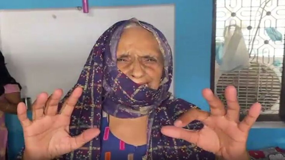 गोगी के परिवार ने कहा- उसके क़त्ल की साजिश रचने वालों की मौत तय है! गोगी के परिवार ने कहा- उसके क़त्ल की साजिश रचने वालों की मौत तय है!
