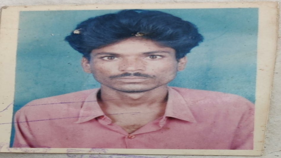 मरने के बाद भी मां और बीवी के बीच फंसा है एक मुर्दा, इंदौर से सामने आई एक अजीबोगरीब कहानी मरने के बाद भी मां और बीवी के बीच फंसा है एक मुर्दा, इंदौर से सामने आई एक अजीबोगरीब कहानी