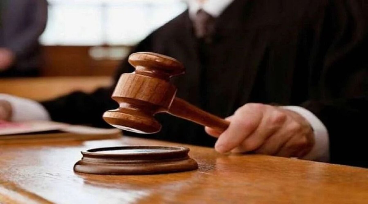 बिहार के इस जज ने बच्चे को मिठाई खाने के लिए ये कैसी सजा दी! CrimeTak