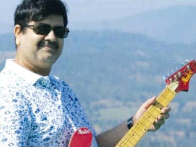 ANTILIA CASE EXCLUSIVE : एनकाउंटर स्पेशलिस्ट प्रदीप शर्मा ने ली थी मनसुख हिरेन को मारने की सुपारी, पढ़िए साजिश की पूरी कहानी ANTILIA CASE EXCLUSIVE : एनकाउंटर स्पेशलिस्ट प्रदीप शर्मा ने ली थी मनसुख हिरेन को मारने की सुपारी, ...