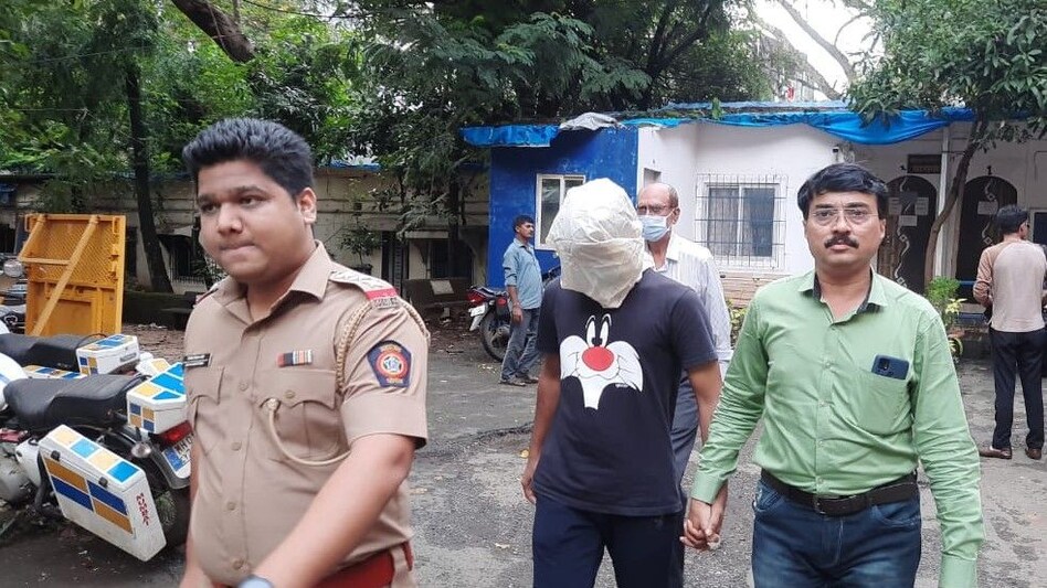 आशिक़ के प्रपोजल को लड़की ने नकारा तो ऑनलाइन भिजवाने लगा SEX TOYS और PORN WEBSITE पर डाल दिया नंबर, ऐसे खुली पोल आशिक़ के प्रपोजल को लड़की ने नकारा तो ऑनलाइन भिजवाने लगा SEX TOYS और PORN WEBSITE पर डाल दिया नंबर,...