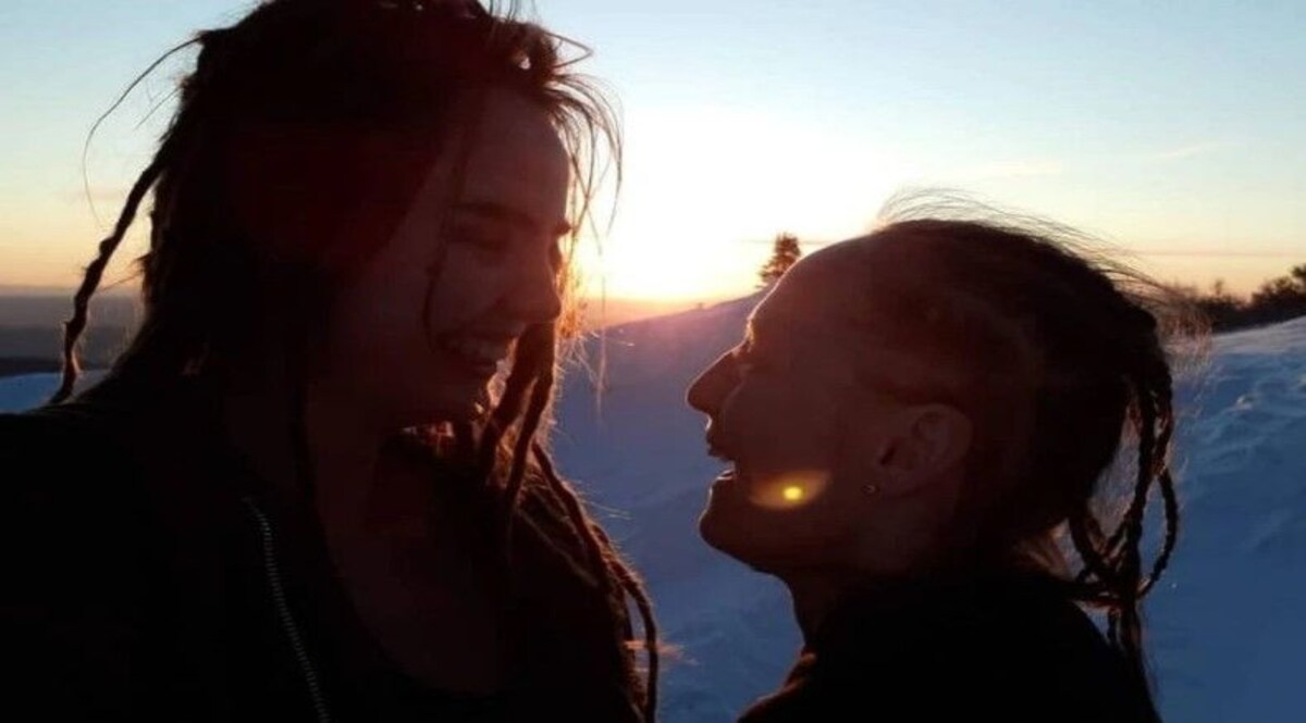 1 महीने बाद भी समलैंगिक जोड़े की मौत का रहस्य नहीं सुलझा पायी पुलिस, हत्यारे की जानकारी देने पर 8 लाख का इनाम! CrimeTak