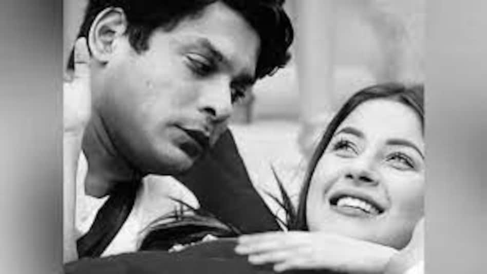 शहनाज ने रोते हुए पिता से कहा, सिद्धार्थ ने मेरे हाथों में दम तोड़ा, अब मैं कैसे जिंदा रहूंगी शहनाज ने रोते हुए पिता से कहा, सिद्धार्थ ने मेरे हाथों में दम तोड़ा, अब मैं कैसे जिंदा रहूंगी