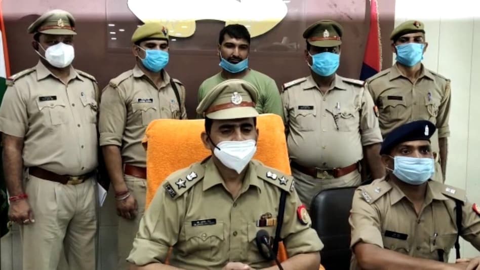 अपनी प्रेमिका को सबसे दर्दनाक मौत देने वाला आशिक,ज़िंदा महबूबा को मौत तक ट्रक के टायरों के नीचे रौंदता रहा! अपनी प्रेमिका को सबसे दर्दनाक मौत देने वाला आशिक,ज़िंदा महबूबा को मौत तक ट्रक के टायरों के नीचे रौं...