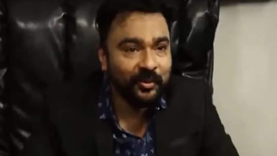 ये युट्यूबर है या नटवर लाल !
आरोपी ने की करोड़ों की ठगी, ये युट्यूबर है या नटवर लाल !आरोपी ने की करोड़ों की ठगी,