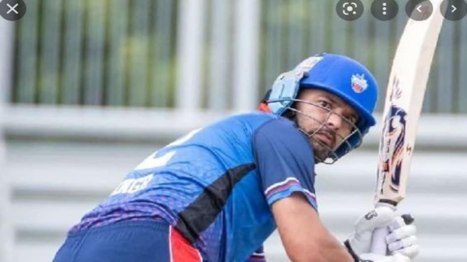 पूर्व क्रिकेटर युवराज सिंह 'आउट'
युजवेंद्र चहल पर जातिगत टिप्पणी मामले में पूर्व क्रिकेटर युवराज सिंह गिरफ्तार पूर्व क्रिकेटर युवराज सिंह 'आउट'युजवेंद्र चहल पर जातिगत टिप्पणी मामले में पूर्व क्रिकेटर युवराज स...