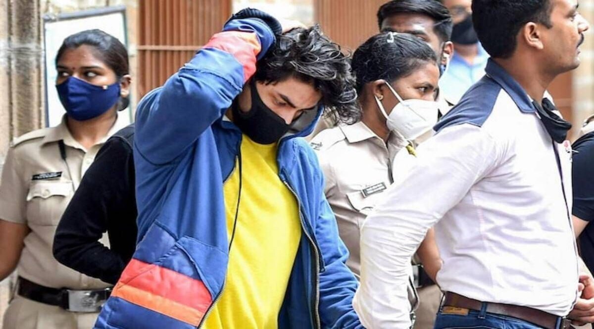 आर्यन खान को भेजा गया न्यायिक हिरासत में जेल, कोर्ट में अंतरिम जमानत पर सुनवाई जारी CrimeTak
