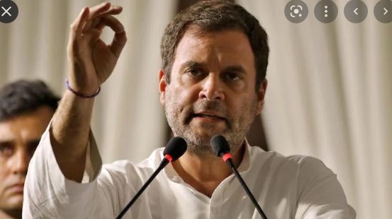 UP : आज लखीमपुर जाएंगे राहुल गांधी,
साथ होंगे दो कांग्रेसी सीएम व सचिन पायलट UP : आज लखीमपुर जाएंगे राहुल गांधी, साथ होंगे दो कांग्रेसी सीएम व सचिन पायलट