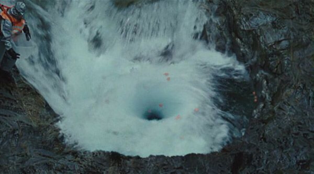 एक गुफा जिसमें समा जाती है नदी! क्या है इस रहस्यमयी गुफा का राज़? CrimeTak