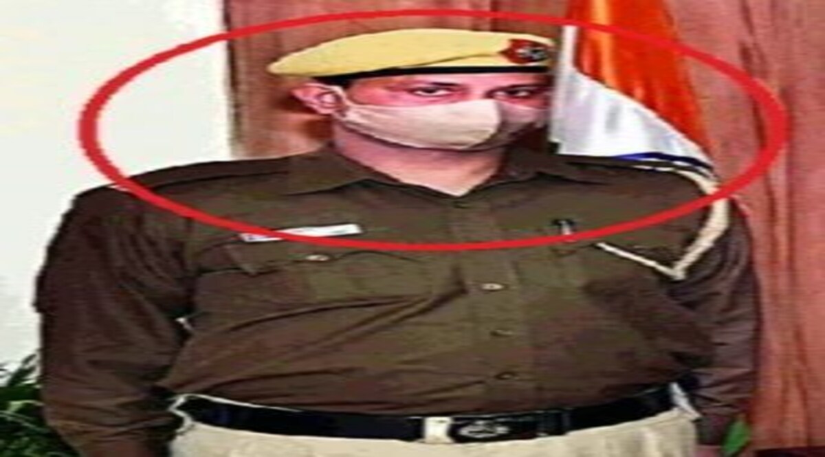 दिल्ली : पैसों को लेकर था विवाद, इसलिए की थी हत्या,
सिपाही ने सोते हुए अपने सब इंस्पेक्टर जीजा को मारी थी गोली CrimeTak