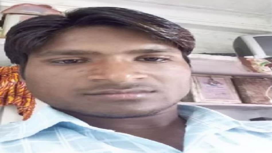 मोबाइल पर आया डॉन का फोन, कहा कुछ ऐसा कि युवक ने लगाई फांसी! मोबाइल पर आया डॉन का फोन, कहा कुछ ऐसा कि युवक ने लगाई फांसी!