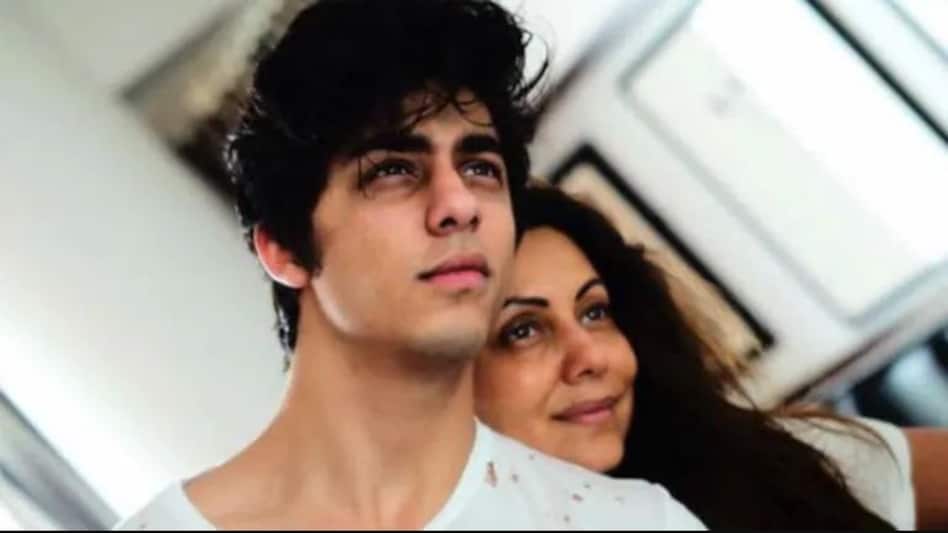 Aryan Khan: ‘जब तक आर्यन घर नहीं आते तब तक 'मन्नत' में मिठाई को ना’, जानें ऐसा क्यों? Aryan Khan: ‘जब तक आर्यन घर नहीं आते तब तक 'मन्नत' में मिठाई को ना’, जानें ऐसा क्यों?