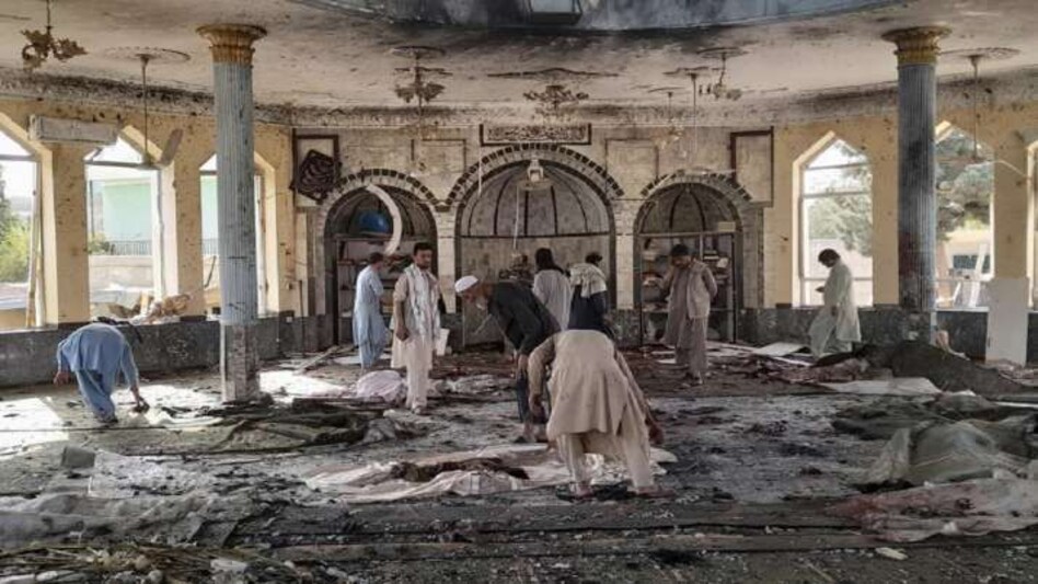 अफ़ग़ानिस्तान की शिया मस्जिद में धमाका, 100 की मौत 200 से ज्यादा घायल अफ़ग़ानिस्तान की शिया मस्जिद में धमाका, 100 की मौत 200 से ज्यादा घायल