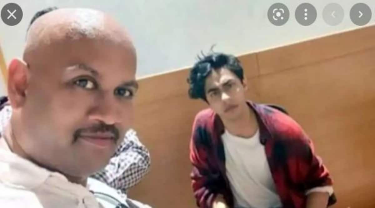 आर्यन बहाना, शाहरुख निशाना!
क्या कर रहे थे बीजेपी के नेता क्रूज पर ? CrimeTak