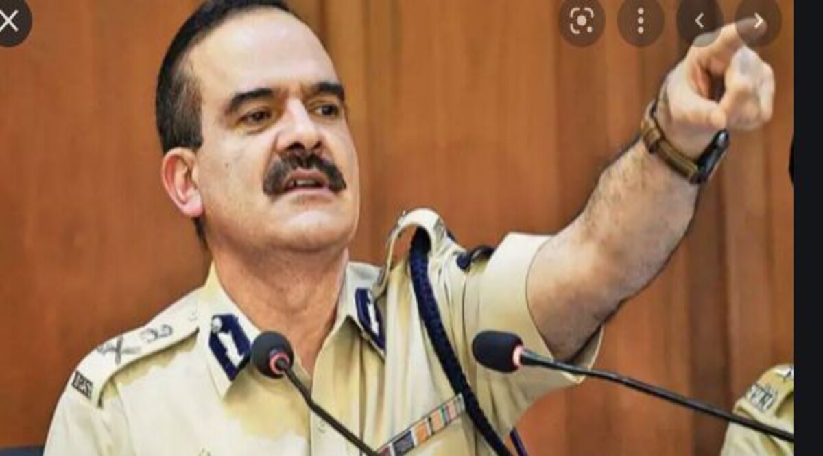 कहां हैं मुंबई के पूर्व पुलिस कमिश्नर परमबीर सिंह?
एजेंसियों को देश छोड़कर जाने का शक CrimeTak