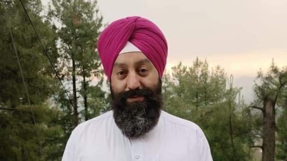 पाकिस्तान के पेशावर में मारे गए सिख हकीम
की हत्या की जिम्मेदारी IS खुरासान ने ली पाकिस्तान के पेशावर में मारे गए सिख हकीमकी हत्या की जिम्मेदारी IS खुरासान ने ली