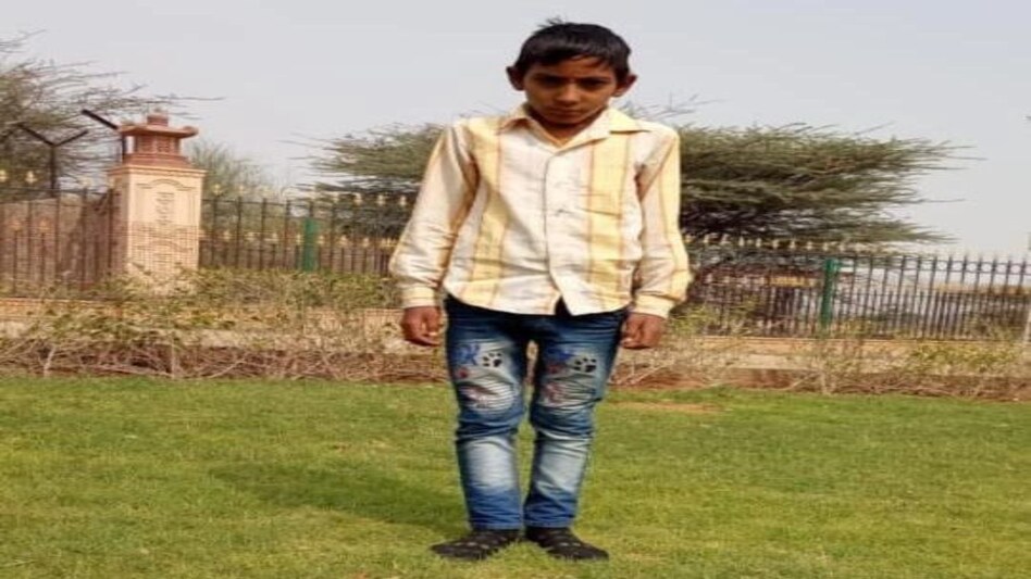 होमवर्क नहीं किया तो गुरू ने कर दी छात्र की हत्या, आरोपी टीचर गिरफ्तार होमवर्क नहीं किया तो गुरू ने कर दी छात्र की हत्या, आरोपी टीचर गिरफ्तार