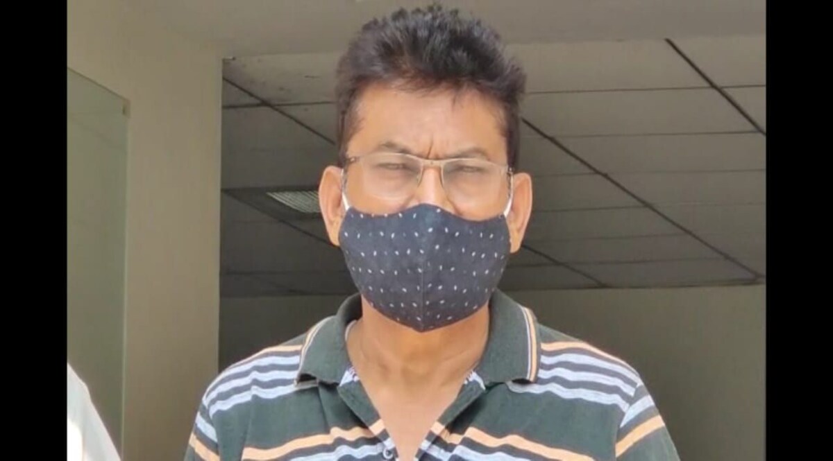 गजब का घूसखोर : रिटायरमेंट वाले दिन भी ले रहा था रिश्वत, विजिलेंस ने छापेमारी कर दबोचा CrimeTak