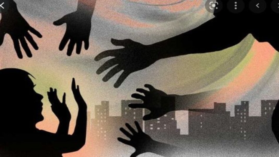 महाराष्ट्र बीड रेप अपडेट : बीड में 400 लोगों पर नाबालिग लड़की से रेप का मामला, 3 गिरफ्तार,
बीड में सामने आई शर्मनाक घटना महाराष्ट्र बीड रेप अपडेट : बीड में 400 लोगों पर नाबालिग लड़की से रेप का मामला, 3 गिरफ्तार,बीड में...