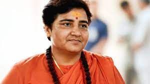 मालेगांव विस्फोट मामला : आरोपी भाजपा सांसद प्रज्ञा ठाकुर मुंबई की अदालत में पेश CrimeTak