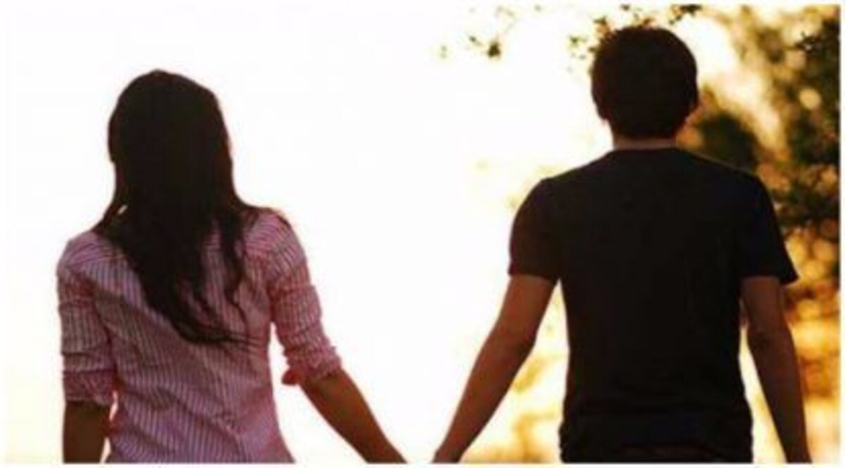 14 साल के नाबालिग के साथ भागी 6 बच्चों की मां, लड़के के परिवार ने की पुलिस से शिकायत CrimeTak