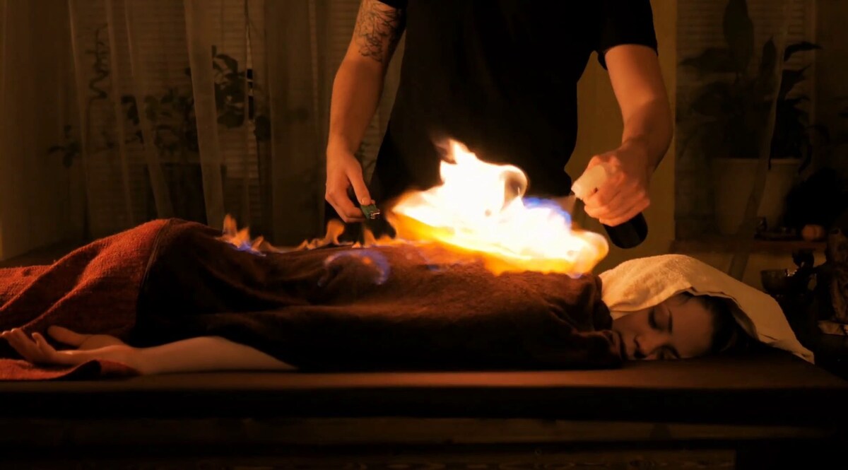 WORLD CRIME NEWS: लंदन में मकान में आग लगने से दो महिलाओं और दो बच्चों की मौत CrimeTak