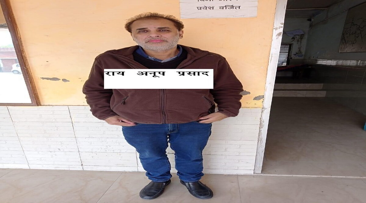 UP TET पेपर लीक : प्रिंटिंग का ठेका लेने वाली कंपनी डायरेक्टर ने ही लीक कराए पेपर, अरेस्ट CrimeTak