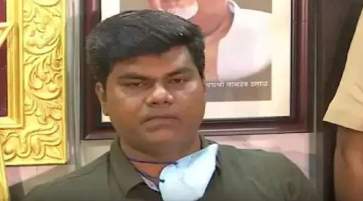 ड्रग्स केस: गवाह प्रभाकर सैल ने कहा - उगाही में समीर वानखेड़े भी हैं शामिल,
प्रभाकर ने वानखेड़े पर गंभीर आरोप लगाए थे CrimeTak