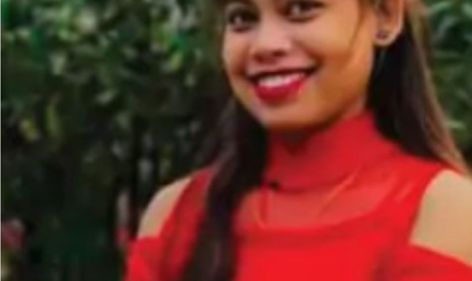 VIDEO CALL पर LIVE SUICIDE! ब्वॉयफ्रेंड को कॉल कर फंदे पर झूल गई गर्लफ्रेंड VIDEO CALL पर LIVE SUICIDE! ब्वॉयफ्रेंड को कॉल कर फंदे पर झूल गई गर्लफ्रेंड