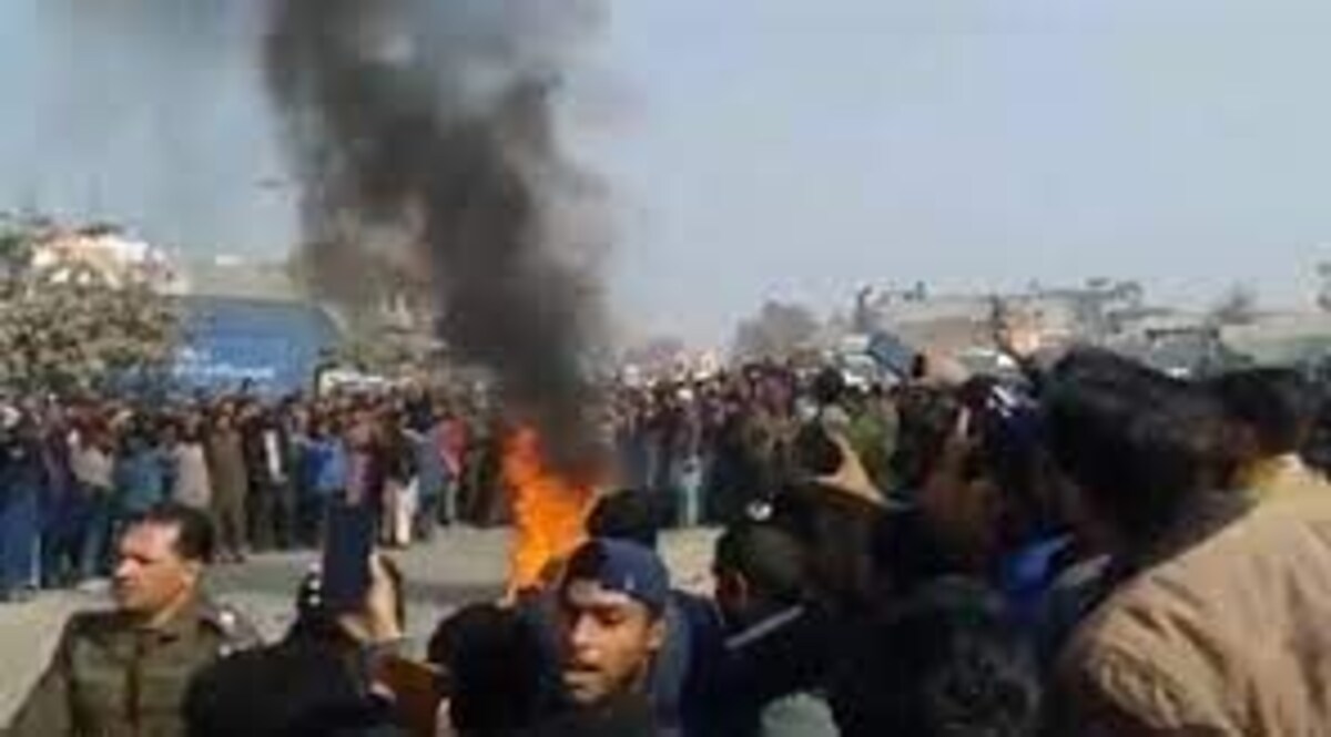 द बर्निंग मैन! पैगंबर साहब के अपमान पर पाक में श्रीलंकाई मैनेजर को ज़िंदा जलाया CrimeTak